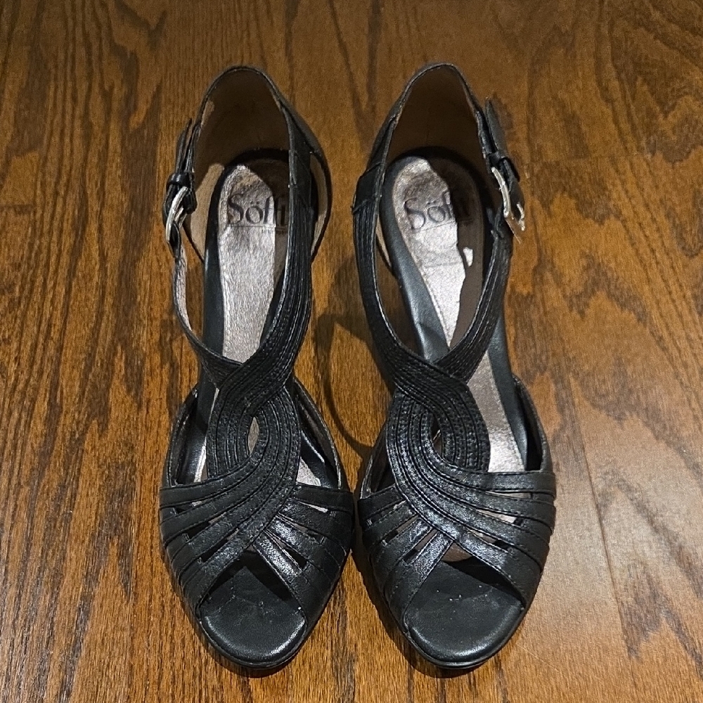 Sofft Women's Black Strappy Heels
